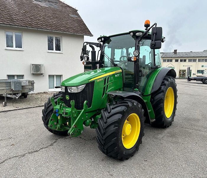 JOHN DEERE 5090R - 2023