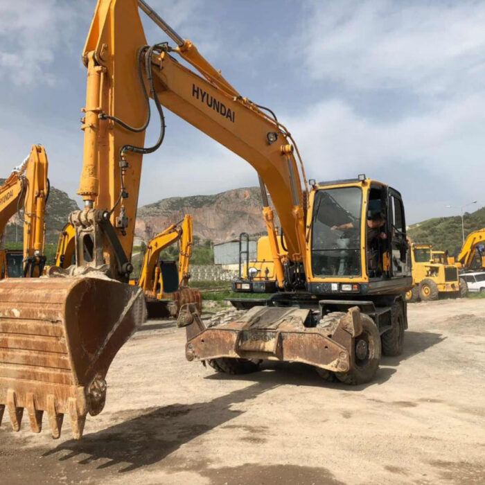HYUNDAI 170W - 2019