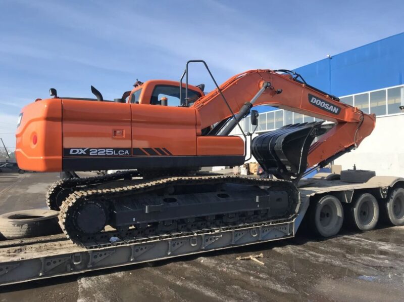 DOOSAN DX225LCA - 2021